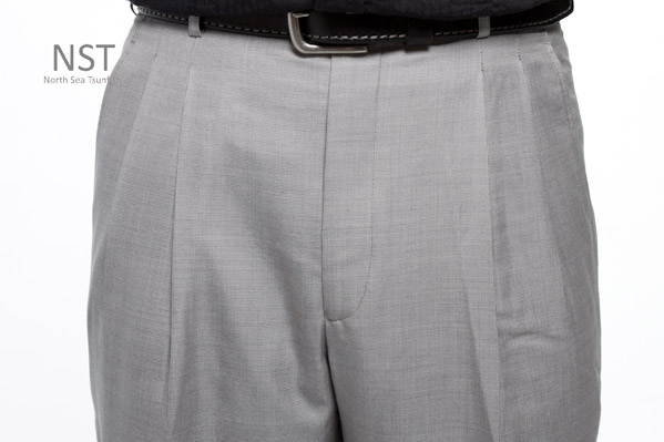【NST Jeans】灰白細格紋西裝長褲(中高腰寬版) 001(7251) 紳士 春夏款 男